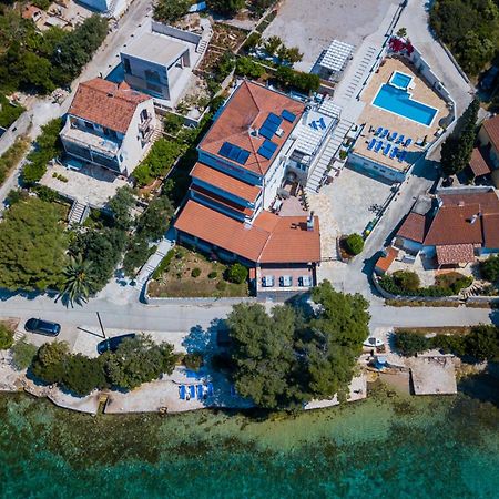 Boutique Guesthouse Sveti Petar, On The Beach, Heated Pool & Boat Berth - Adult Only Nečujam 외부 사진