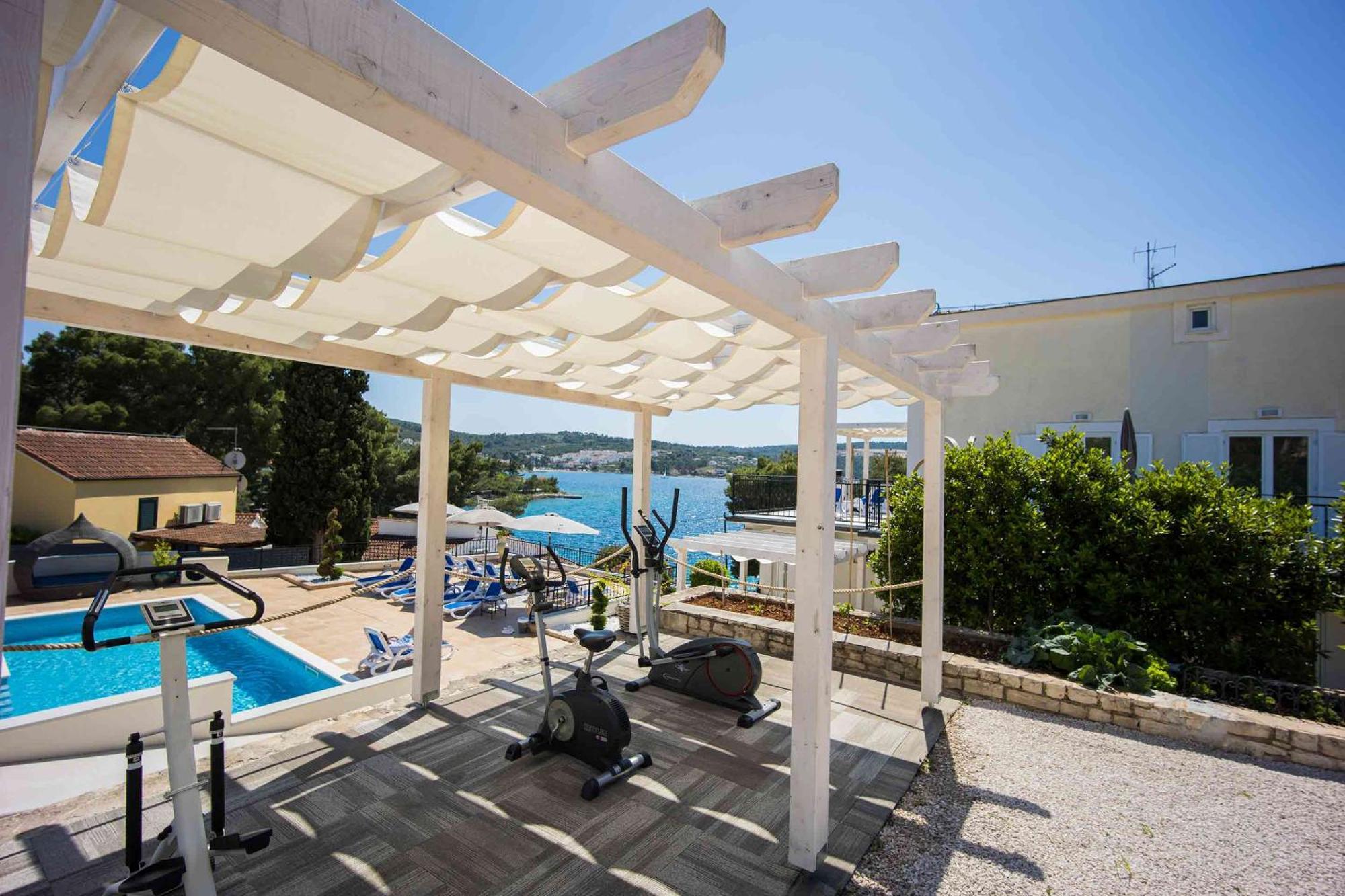 Boutique Guesthouse Sveti Petar, On The Beach, Heated Pool & Boat Berth - Adult Only Nečujam 외부 사진