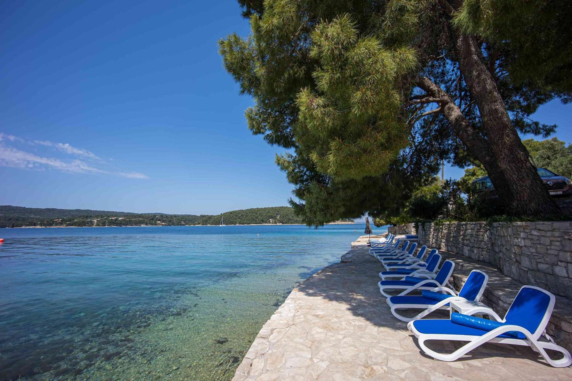 Boutique Guesthouse Sveti Petar, On The Beach, Heated Pool & Boat Berth - Adult Only Nečujam 외부 사진