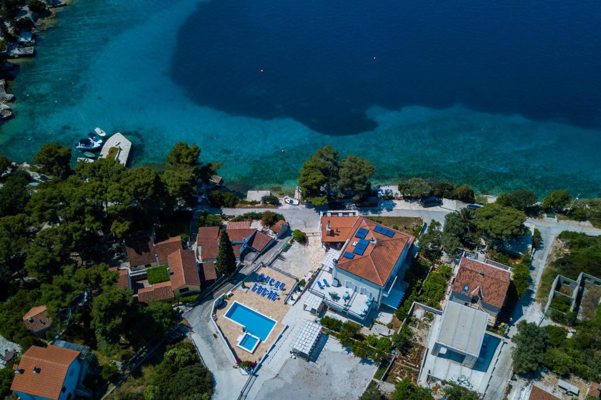 Boutique Guesthouse Sveti Petar, On The Beach, Heated Pool & Boat Berth - Adult Only Nečujam 외부 사진